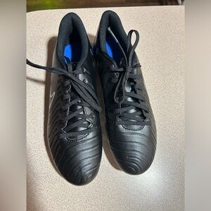 Nike Tempo Soccer cleats